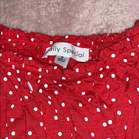 Red Ruffled Crop Top - Picture 2 of 2